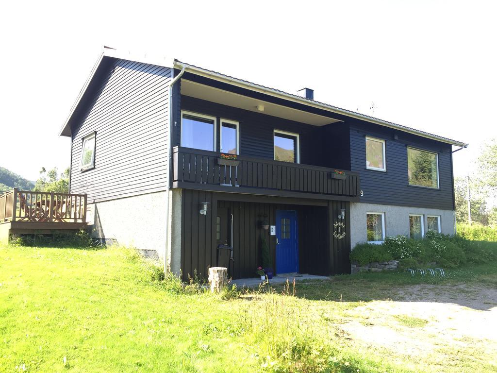 Midt I Lofoten Alstad  Екстериор снимка